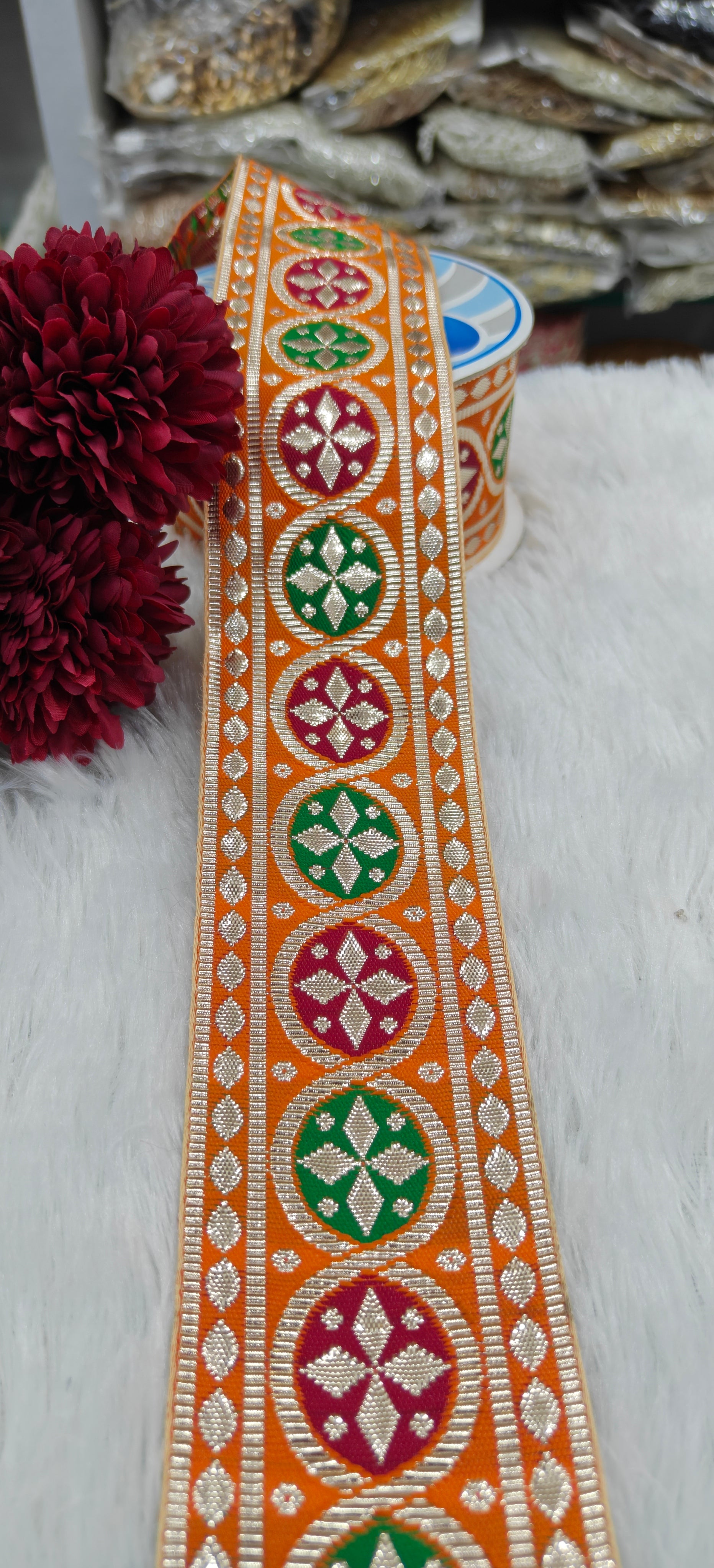 Traditional Round Motif Gotta Lace