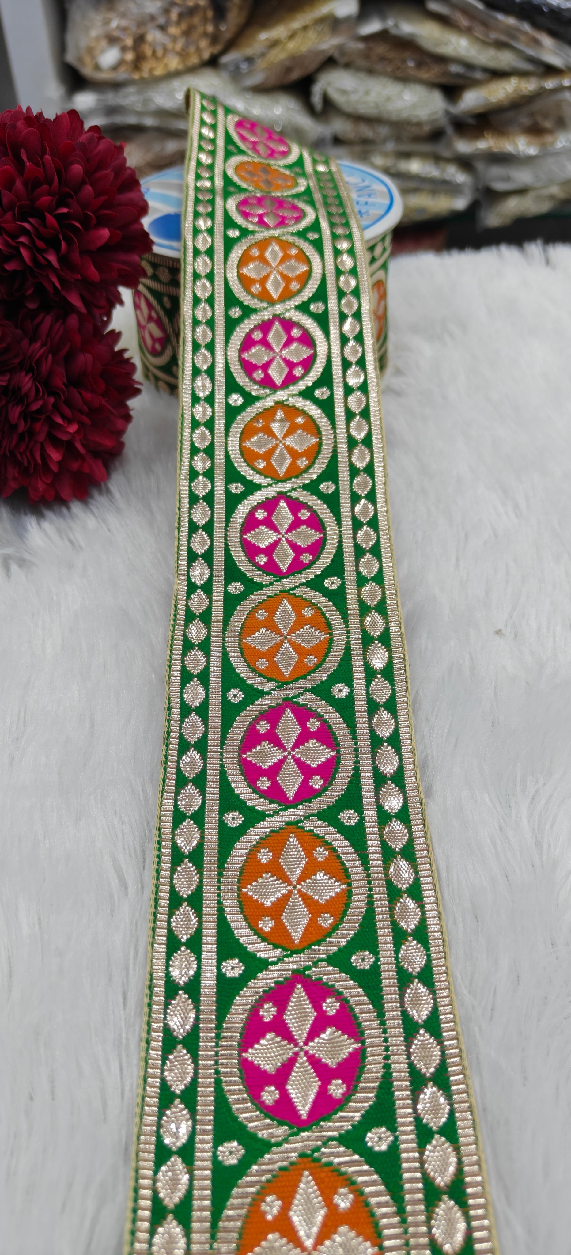 Traditional Round Motif Gotta Lace