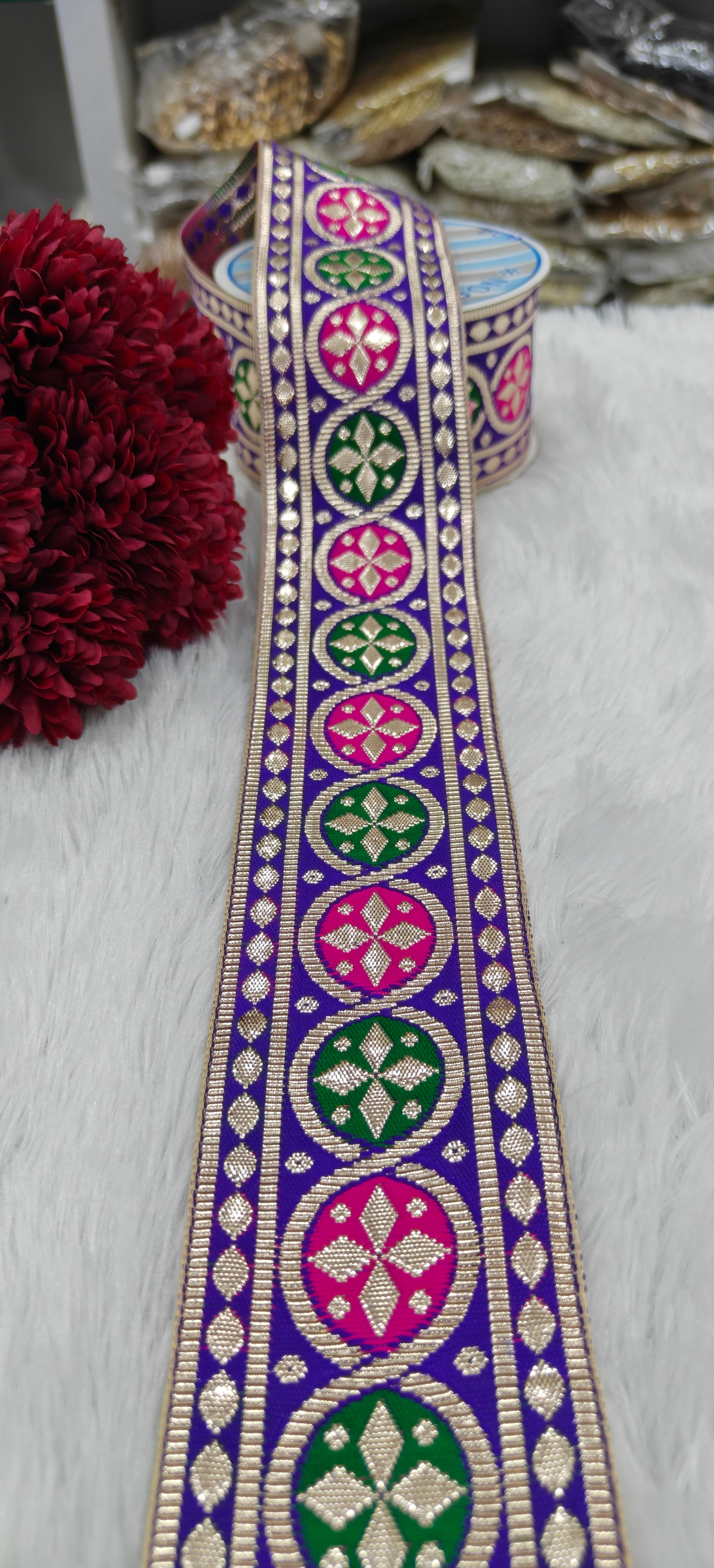Traditional Round Motif Gotta Lace
