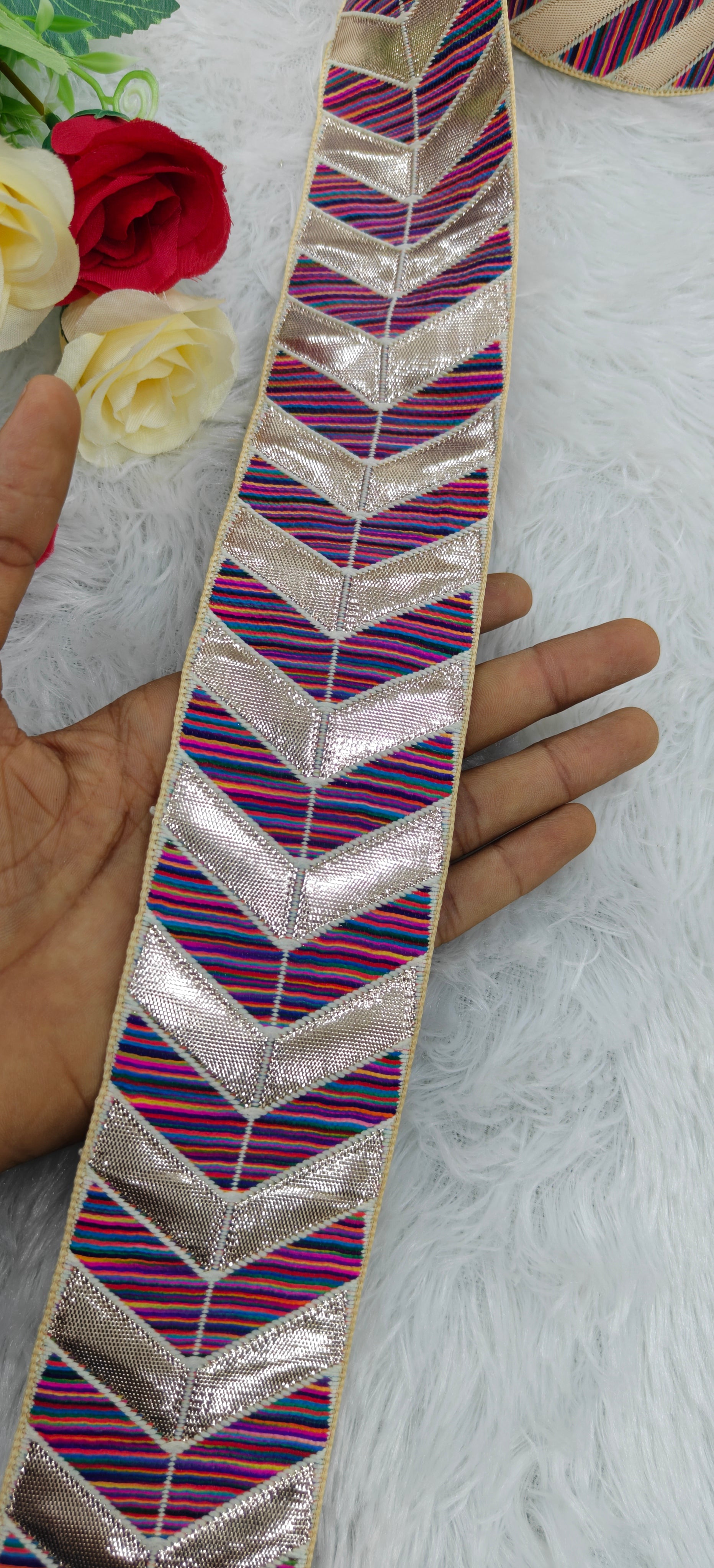 Heritage Arrow Zari Lace