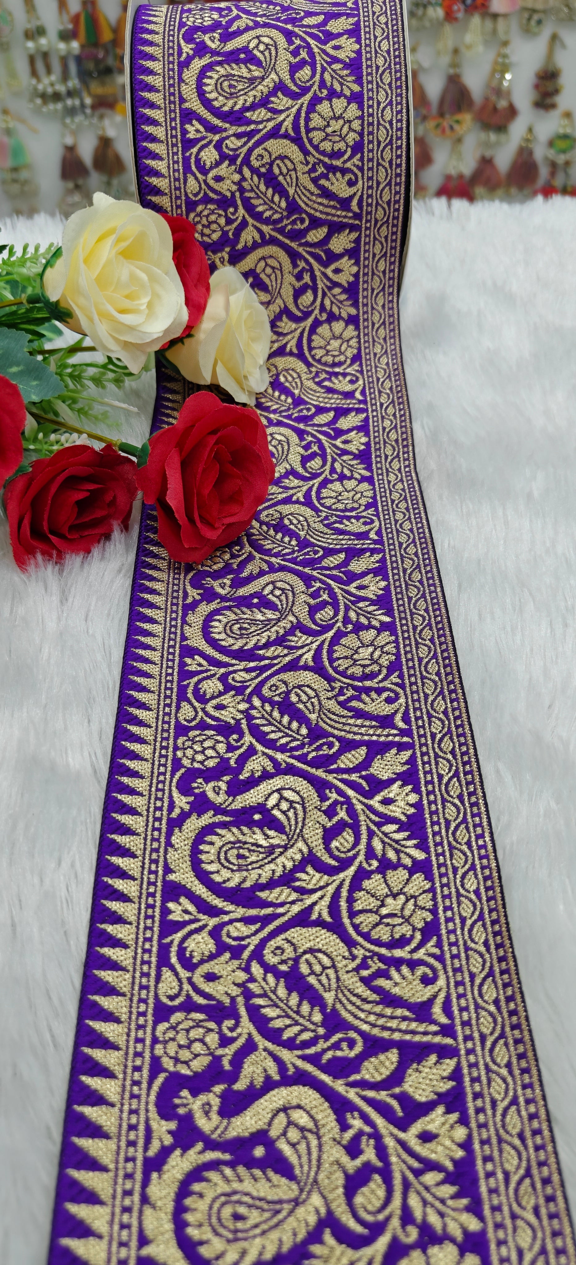 Peacock Brocade Lace Border