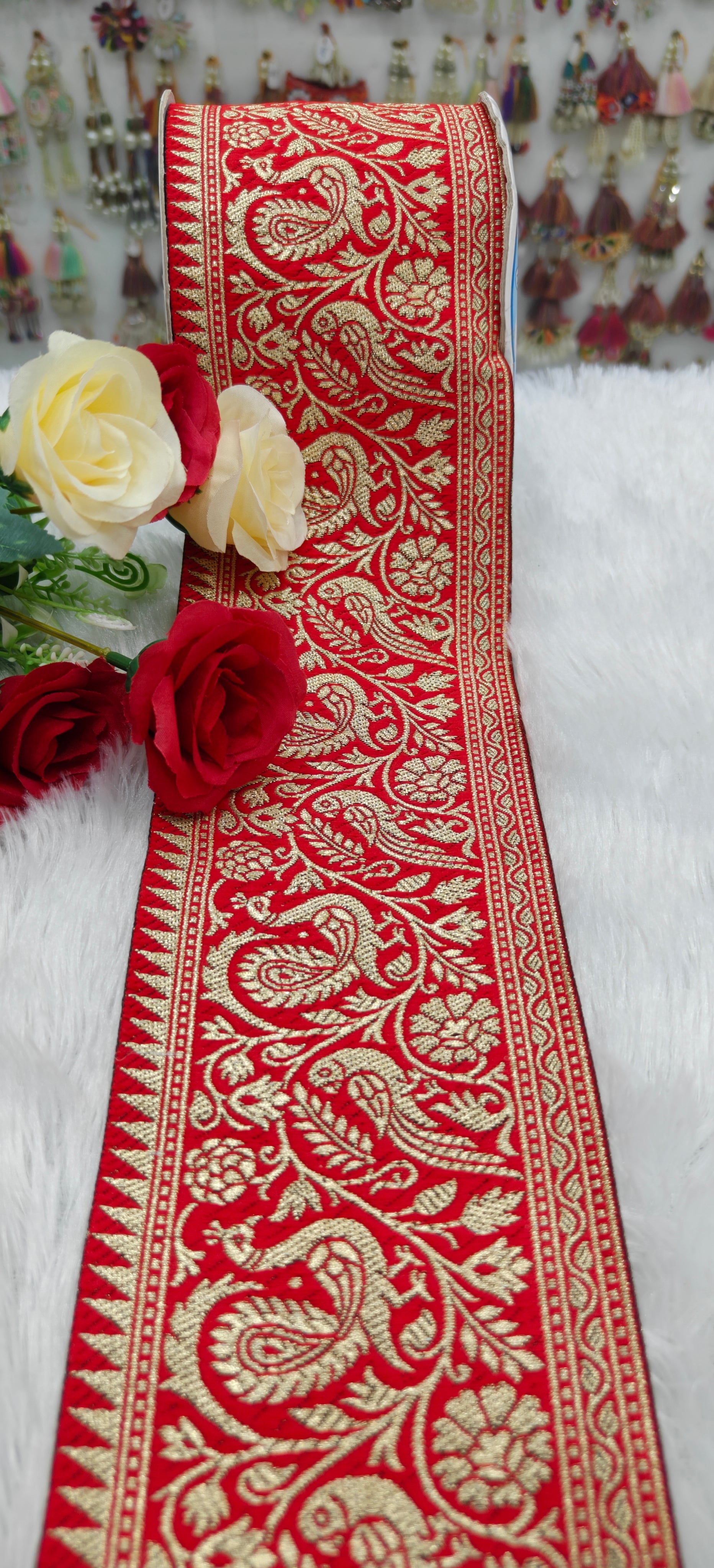 Peacock Brocade Lace Border