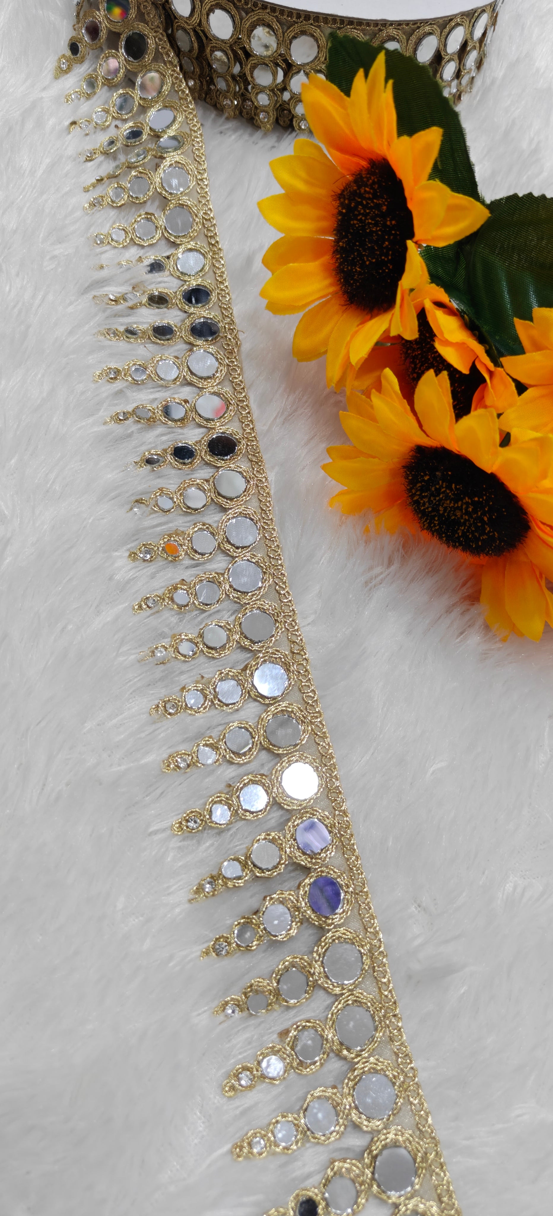 Regal Mirror Drop Toran Lace