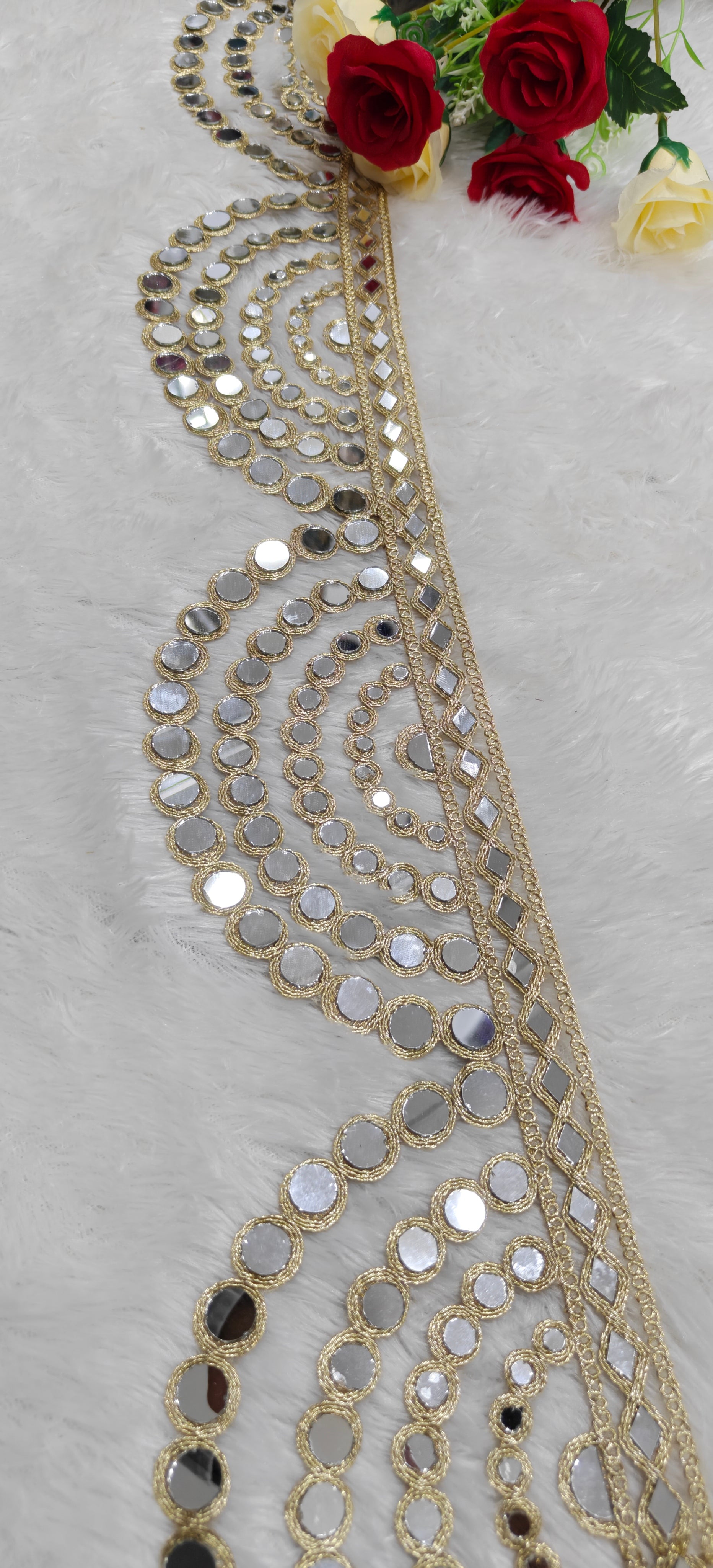 Royal Mirror Fan Lace