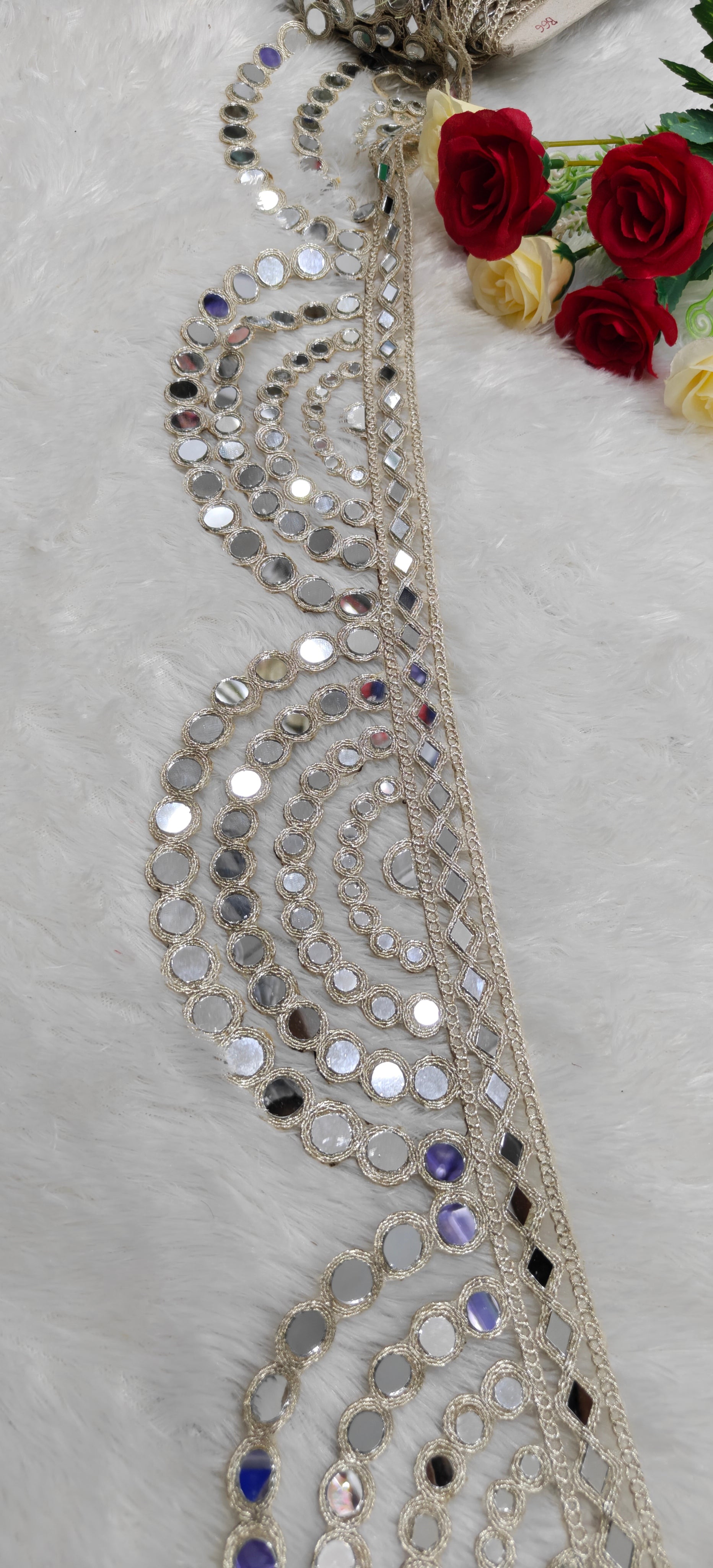 Royal Mirror Fan Lace